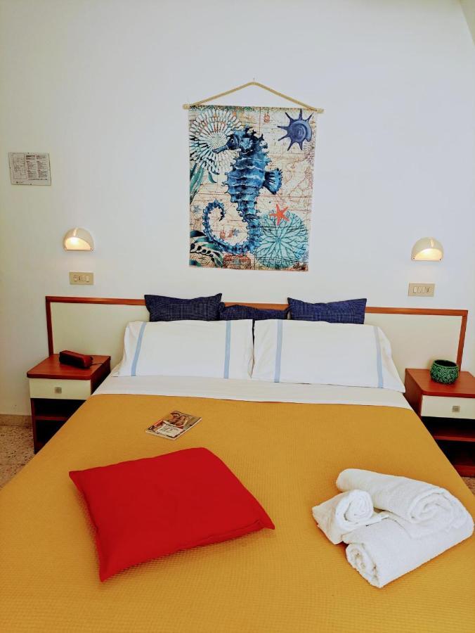 Hotel Adria B&B - Colazione Fino Alle 12 Misano Adriatico Zewnętrze zdjęcie