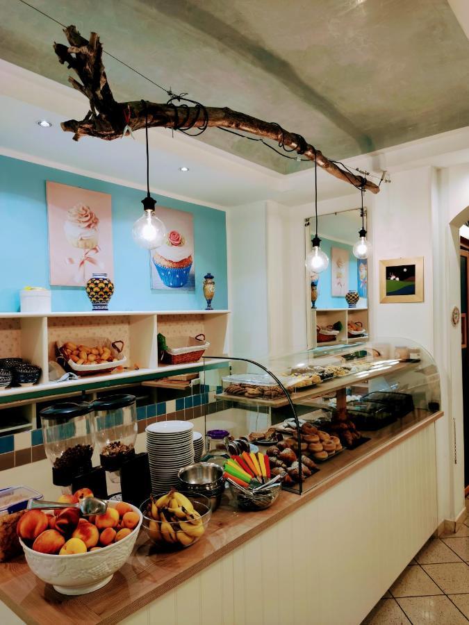 Hotel Adria B&B - Colazione Fino Alle 12 Misano Adriatico Zewnętrze zdjęcie