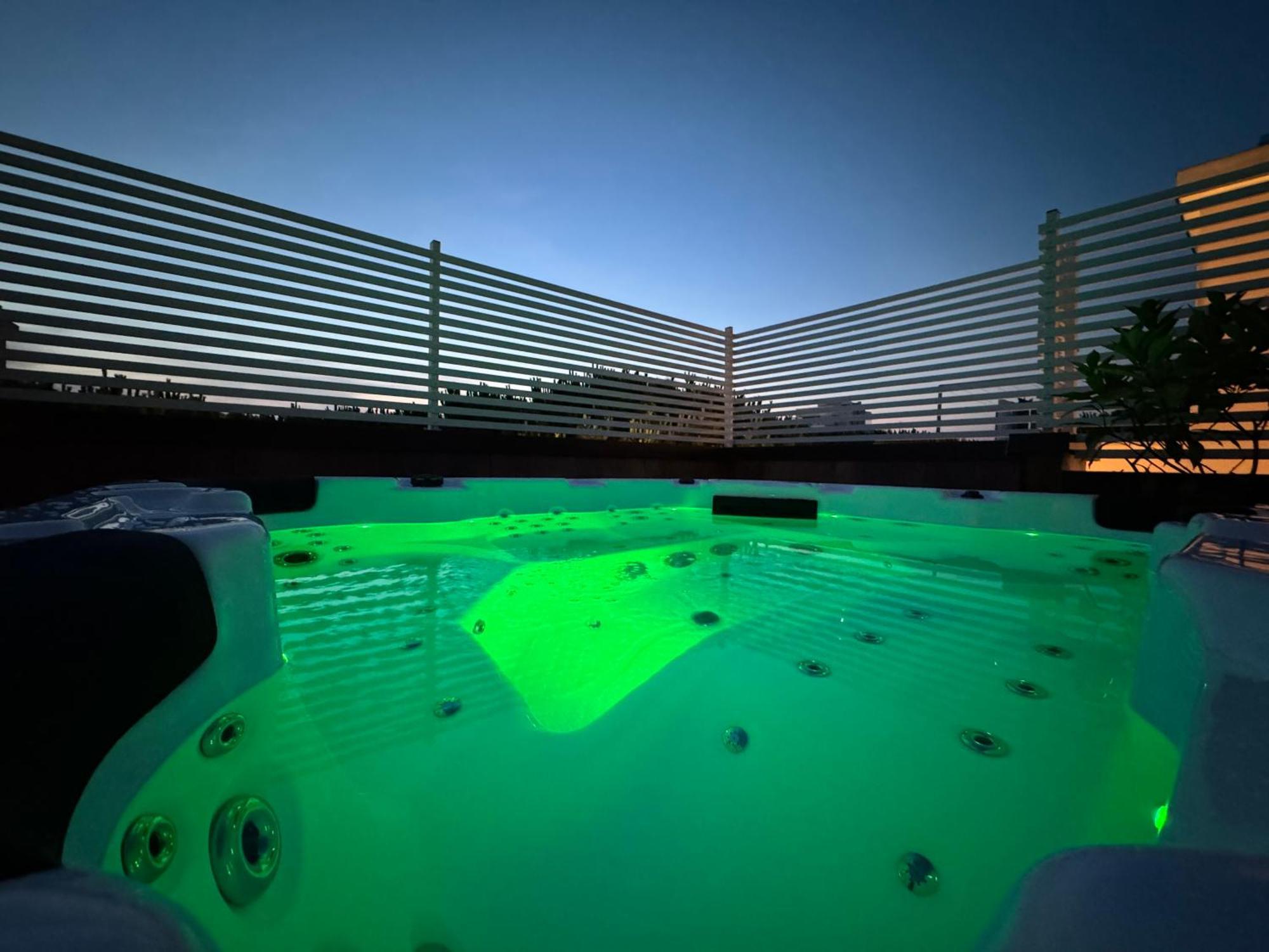 Hotel Adria B&B - Colazione Fino Alle 12 Misano Adriatico Zewnętrze zdjęcie